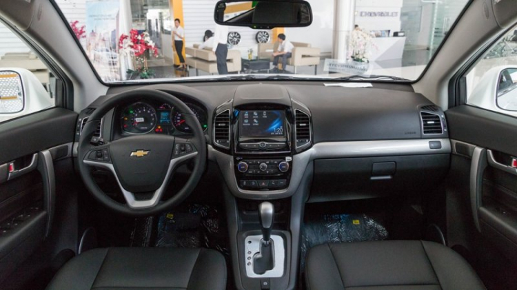 Chevrolet Captiva 2016 ra mắt tại Việt Nam, giá 879 triệu đồng