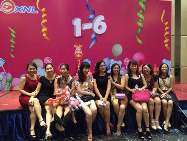 CÂU LẠC BỘ PHỤ NỮ XNL CÂU LẠC BỘ PHỤ NỮ XNL