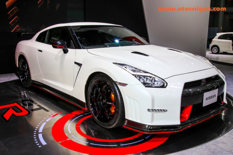 Vẻ đẹp đầy mê hoặc của “quỷ dữ” Nissan GT-R Nismo