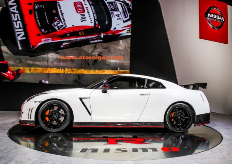 Vẻ đẹp đầy mê hoặc của “quỷ dữ” Nissan GT-R Nismo