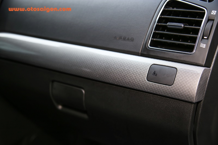 Cận cảnh Chevrolet Captiva 2016 tại Việt Nam Cận cảnh Chevrolet Captiva 2016 tại Việt Nam