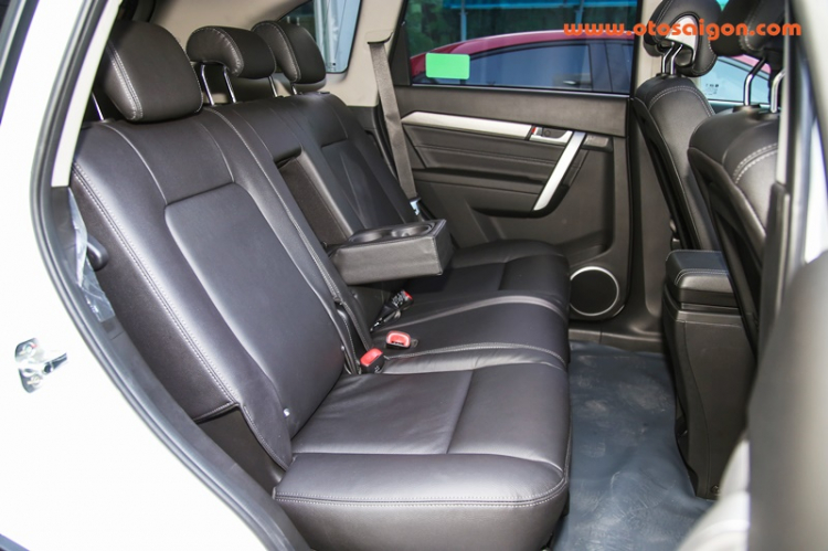 Cận cảnh Chevrolet Captiva 2016 tại Việt Nam Cận cảnh Chevrolet Captiva 2016 tại Việt Nam