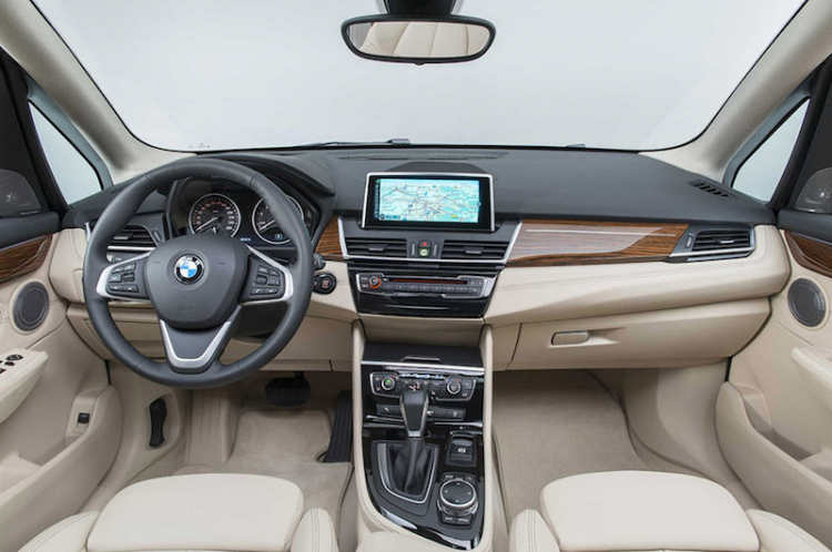 MPV 7 chỗ của BMW có giá 1,5 tỷ đồng tại Việt Nam