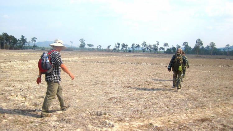 Xuyên rừng Nam cát tiên ,Bàu sấu Tà Lài