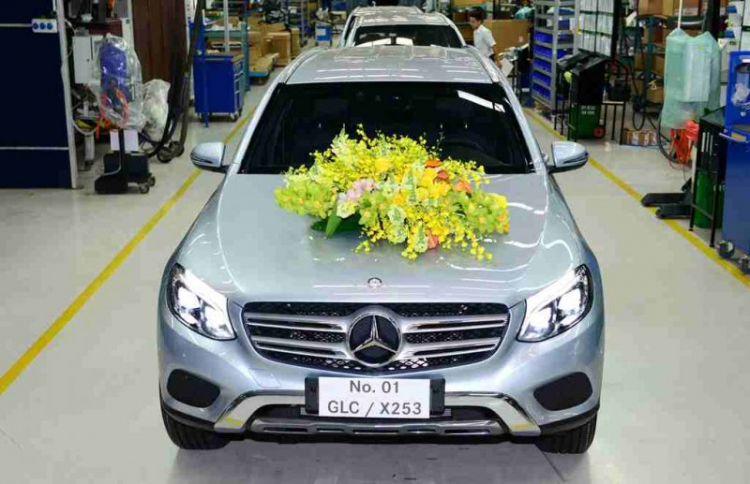 Mercedes-Benz Việt Nam xuất xưởng chiếc GLC đầu tiên