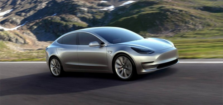 Tesla Model 3 vừa ra mắt đã có hơn 250.000 đơn đặt hàng