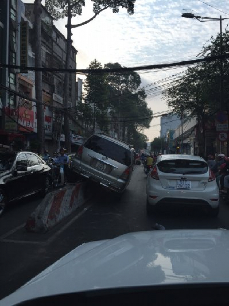 Anh làm như thế nào?