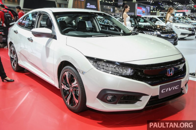 Honda Civic 2016 lại khoe tính năng