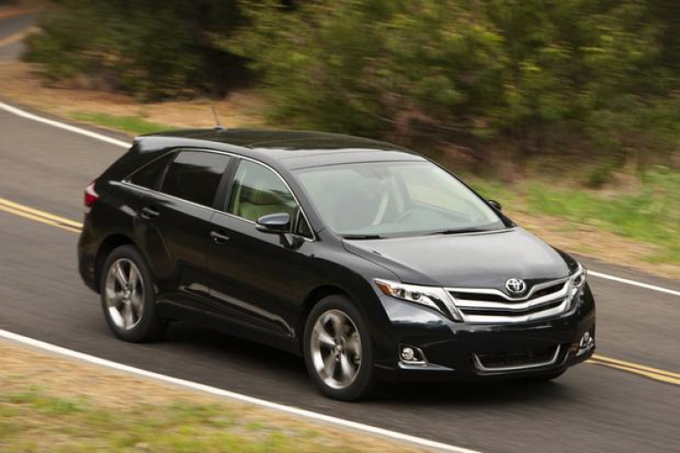 Toyota Venza bị giật nhẹ khi sang số?