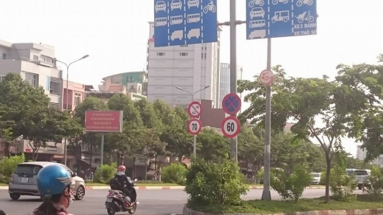 [ 15h 6/4 ] Đường Điện Biên Phủ, Q.Bình Thạnh cho phép đi 70km/h