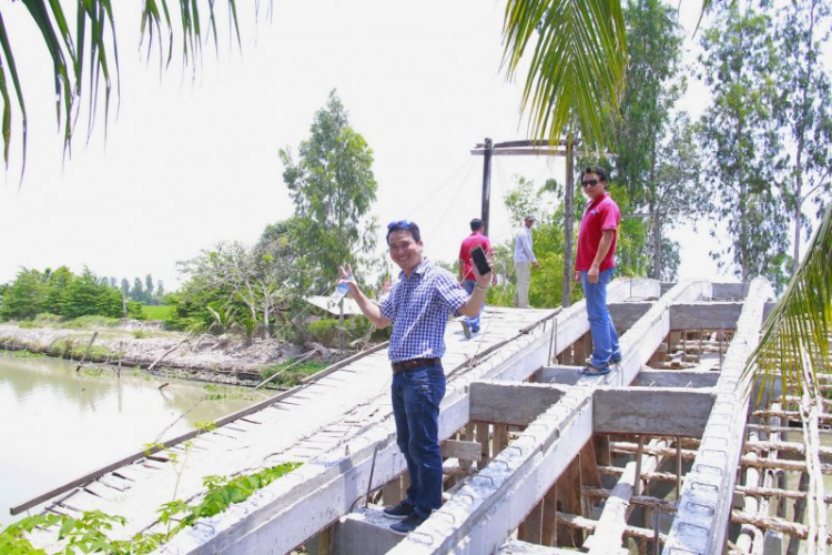 Một vài hình ảnh chuyến đi khảo sát xây cầu từ thiện tại huyện Cờ Đỏ - Cần Thơ Một vài hình ảnh chuyến đi khảo sát xây cầu từ thiện tại huyện Cờ Đỏ - Cần Thơ