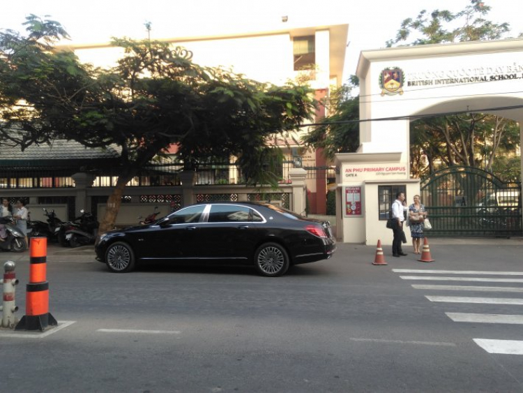 Maybach S600 siêu sang và văn hóa củ khoai lang