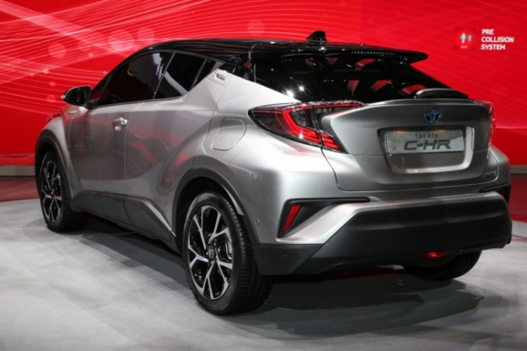 Toyota tiết lộ C-HR 2.0 sẽ mạnh 150 mã lực