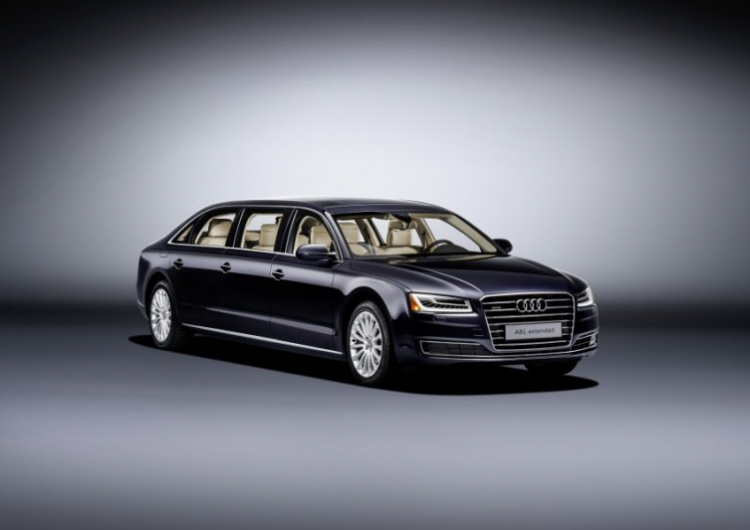 Audi A8 L limo 6 cửa siêu sang có bác nào muốn mua?