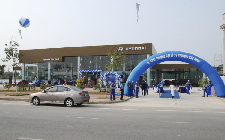 Hyundai Thành Công liên tiếp khai trương 4 đại lý mới