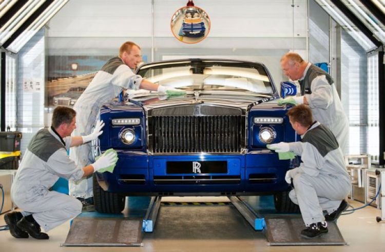 Đại lý hàng đầu tiết lộ 7 sự thật về Rolls-Royce