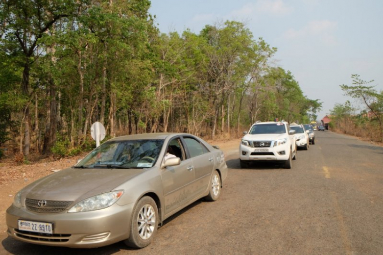 Hành trình OS Caravan xuyên Đông Dương đón mừng Tết Lào 2016