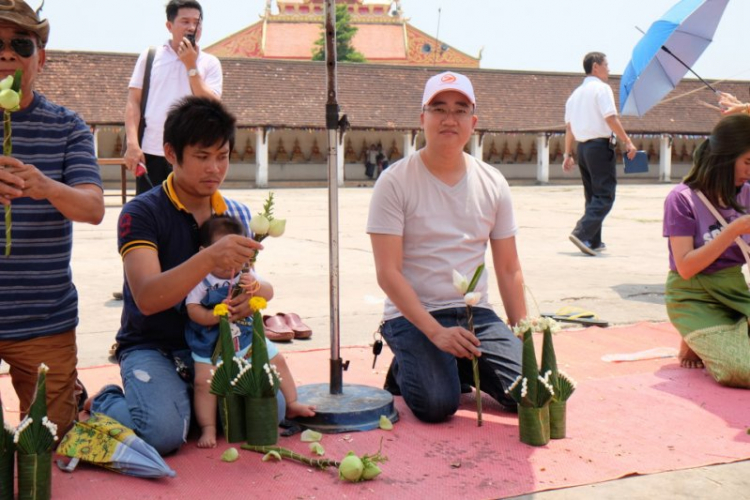 Hành trình OS Caravan xuyên Đông Dương đón mừng Tết Lào 2016 Hành trình OS Caravan xuyên Đông Dương đón mừng Tết Lào 2016