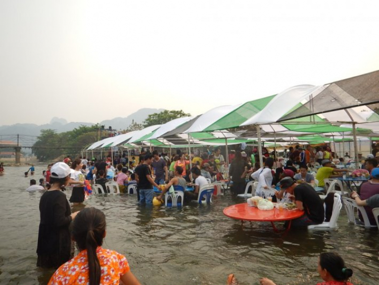 Hành trình OS Caravan xuyên Đông Dương đón mừng Tết Lào 2016 Hành trình OS Caravan xuyên Đông Dương đón mừng Tết Lào 2016