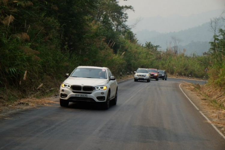 Hành trình OS Caravan xuyên Đông Dương đón mừng Tết Lào 2016