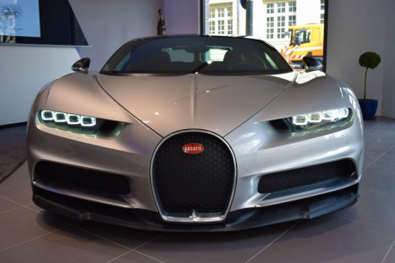 Bugatti-Chiron-1.jpg