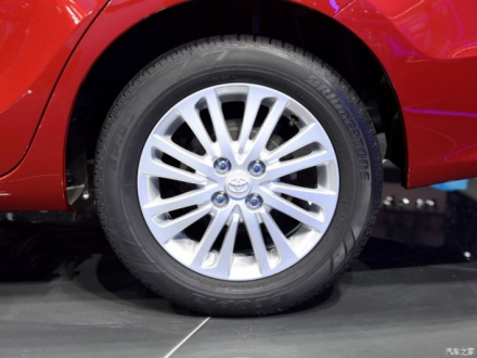 autohomecar__wKgH5lcdo6WAHFLAAAJR9hpoFqY449.jpg