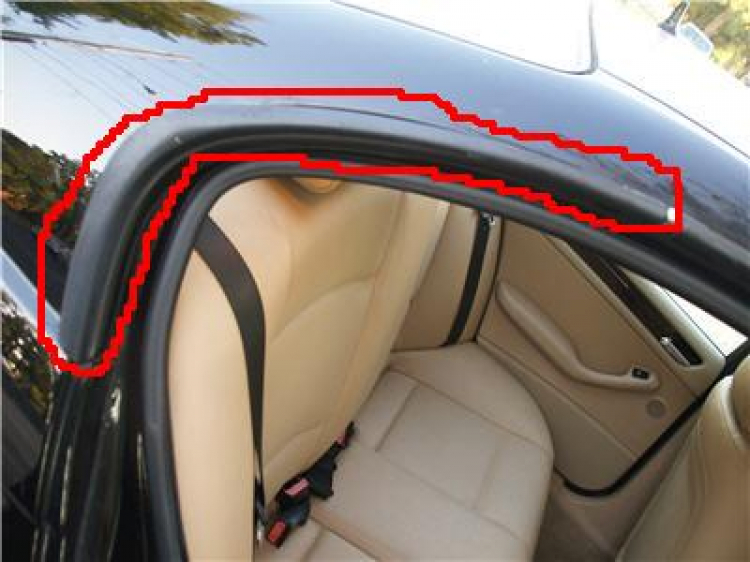 Tiếng loạt xoạt trong xe bmw 320i! Tiếng loạt xoạt trong xe bmw 320i!
