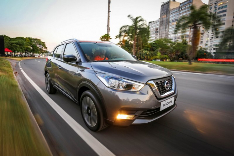 Nissan Kicks lộ diện nội thất hiện đại