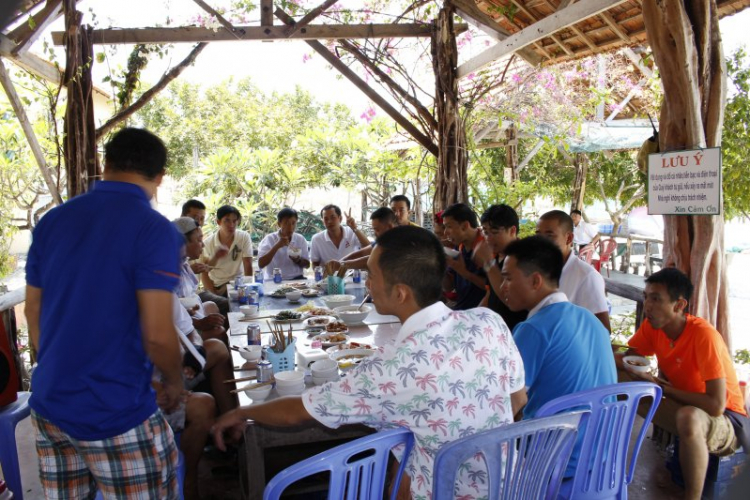 Cập nhật hình ảnh cho chuyến off 30/4 Cam Ranh Cập nhật hình ảnh cho chuyến off 30/4 Cam Ranh