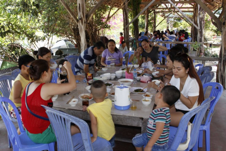 Cập nhật hình ảnh cho chuyến off 30/4 Cam Ranh Cập nhật hình ảnh cho chuyến off 30/4 Cam Ranh