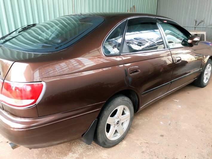Toyota Corona 1992 - 1996 mắt híp đít bồng (Na béo ) Toyota Corona 1992 - 1996 mắt híp đít bồng (Na béo )
