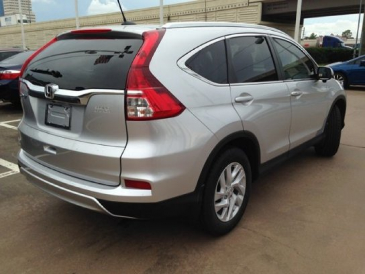 Em qua Mỹ, nên mua Honda CR-V hay Toyota Rav4? Em qua Mỹ, nên mua Honda CR-V hay Toyota Rav4?