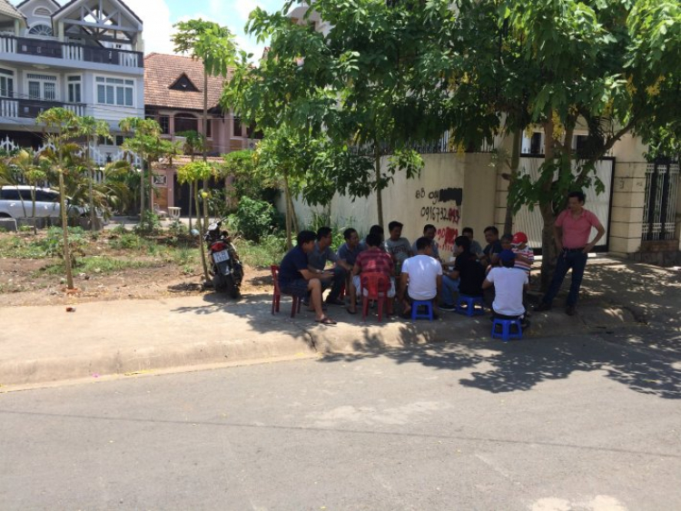 OFF CAFE ĐƯỜNG 18, KHU PHẠM VĂN ĐỒNG, 9H ngày 8/5/16 OFF CAFE ĐƯỜNG 18, KHU PHẠM VĂN ĐỒNG, 9H ngày 8/5/16