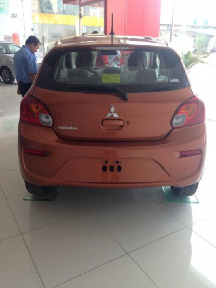 Mitsubishi Mirage mới có giá từ 463 triệu đồng Mitsubishi Mirage mới có giá từ 463 triệu đồng