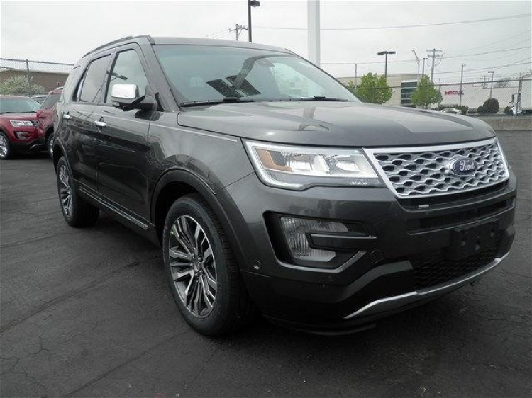 Ford Explorer Limited 2016 đầu tiên tại Việt Nam