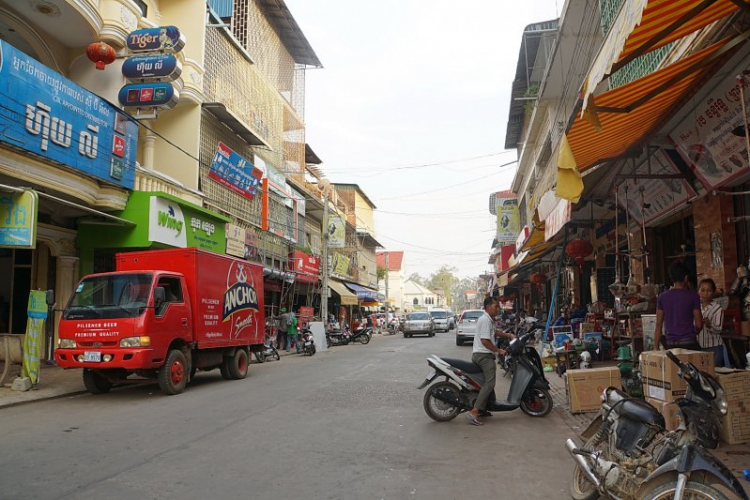 Hành trình Vietnam-Laos-Cambodia, Previa Club