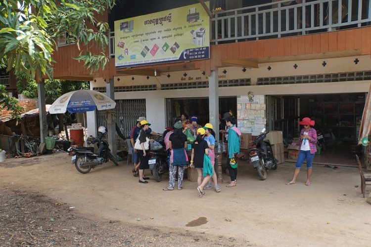 Hành trình Vietnam-Laos-Cambodia, Previa Club