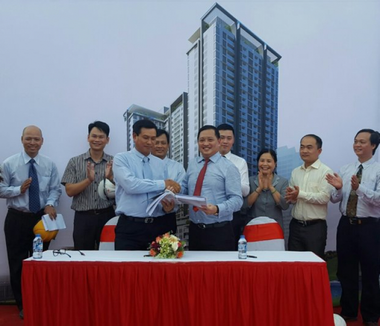 Kho hàng Nguyễn Kim - Bến Văn Đồn - Quận 4 Kho hàng Nguyễn Kim - Bến Văn Đồn - Quận 4
