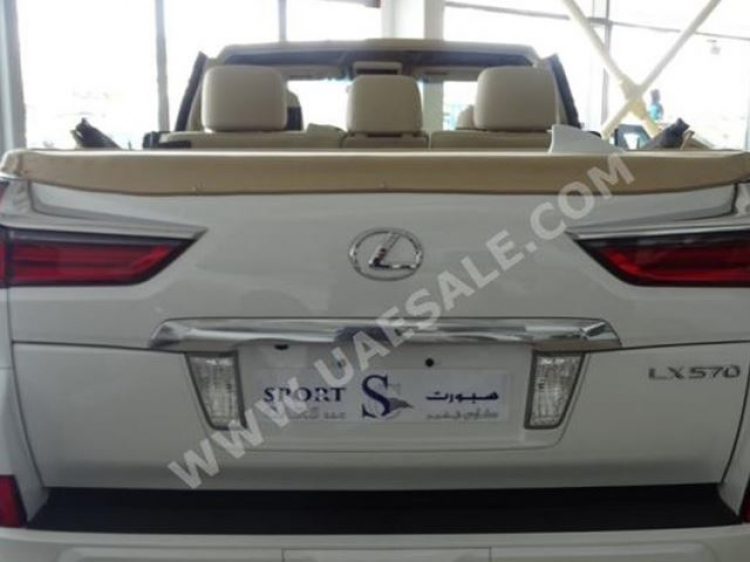 Lexus LX 570 mui trần xấu đau đớn