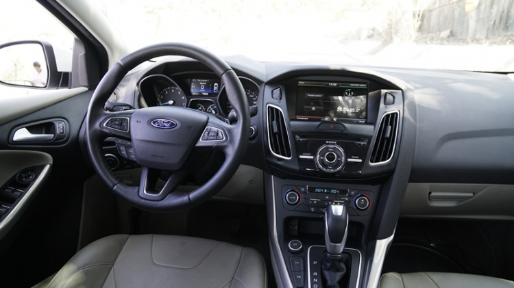 Đánh giá Ford Focus Titanium Ecoboost 2016 Đánh giá Ford Focus Titanium Ecoboost 2016