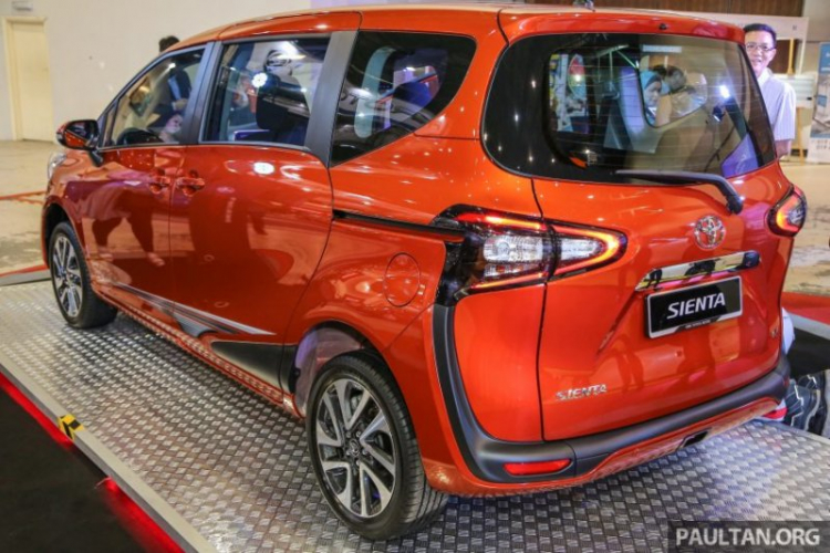 Soi Toyota Sienta xuất hiện ở triển lãm Malaysia