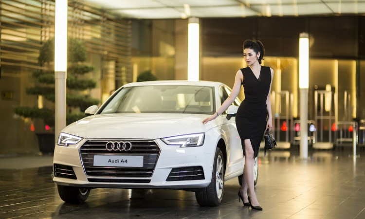 Á hậu Dương Tú Anh gợi cảm bên Audi A4