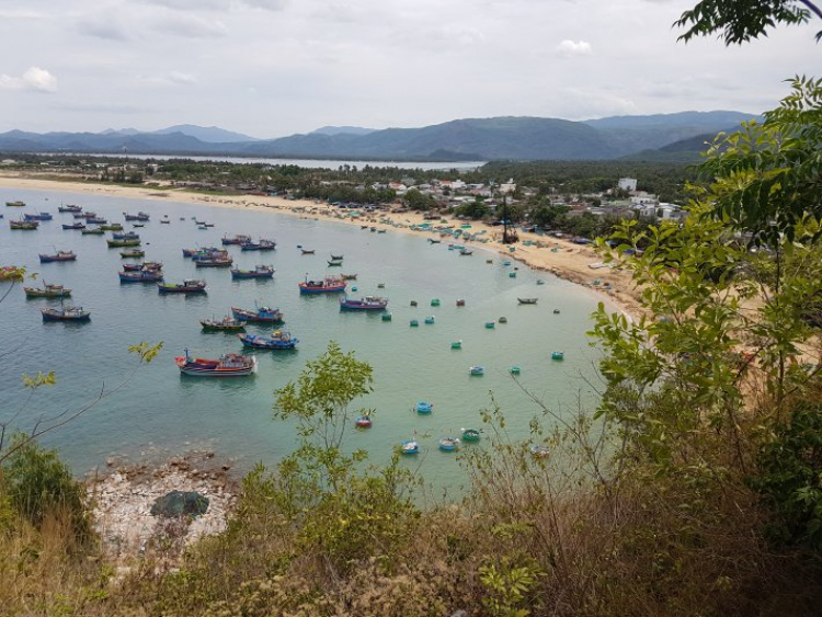 Đi đẻ cảm nhận vẻ đẹp của đất nước Việt Nam