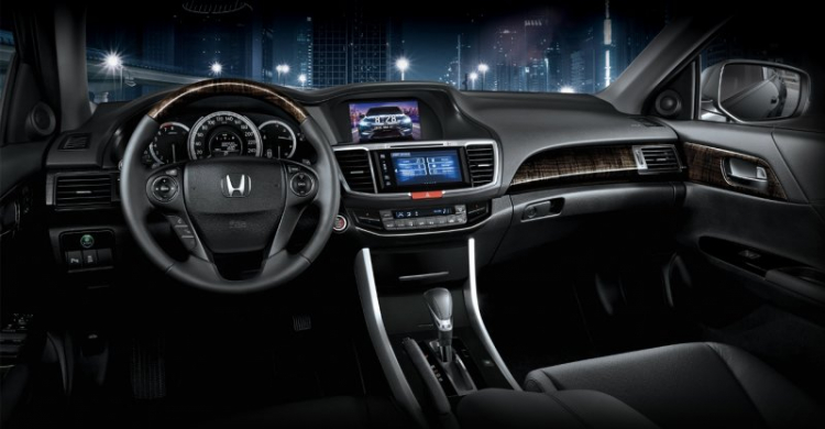 Honda Accord 2016 có giá 1,47 tỷ đồng tại Việt Nam