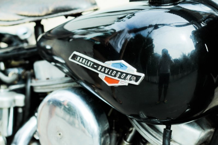 Gia Tài Vô Giá - Huyền Thoại Harley Davidson Duo-Glide