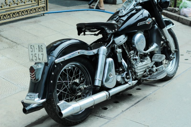 Gia Tài Vô Giá - Huyền Thoại Harley Davidson Duo-Glide