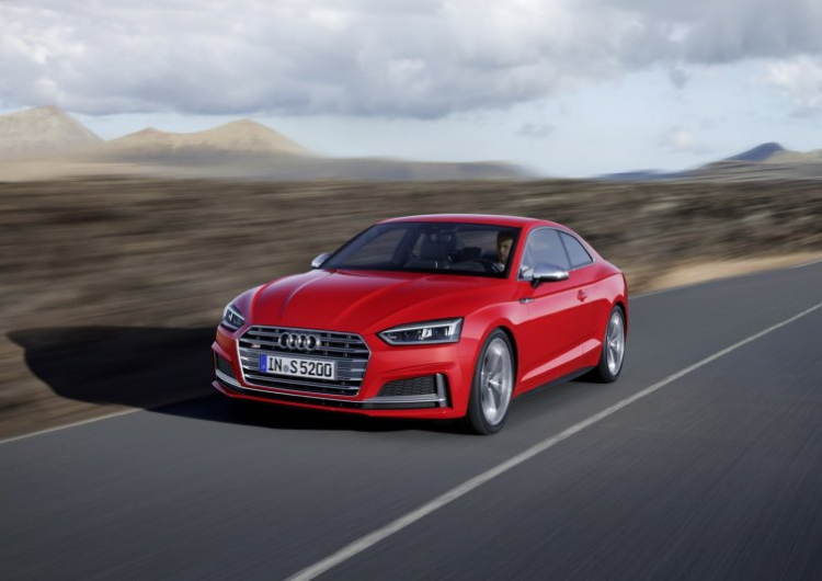 Audi A5 và S5 Coupe 2017: Đẹp sắc sảo không thể chối từ