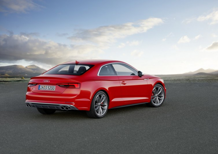 Audi A5 và S5 Coupe 2017: Đẹp sắc sảo không thể chối từ