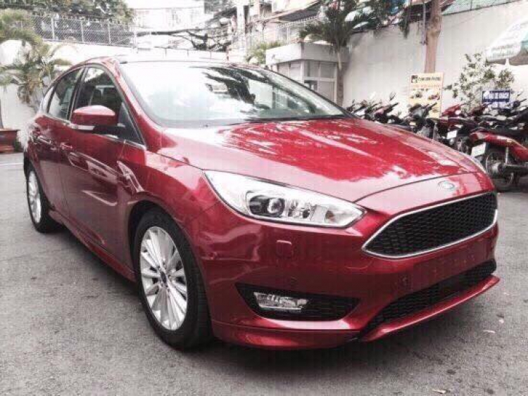 Đổi từ dòng B sang C, nên mua xe nào? Đổi từ dòng B sang C, nên mua xe nào?