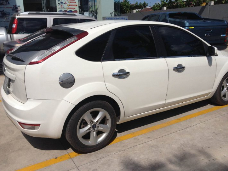 Có ai giới thiệu giùm Em con sedan toyota số sàn tầm 300 củ, em xin đa tạ! Có ai giới thiệu giùm Em con sedan toyota số sàn tầm 300 củ, em xin đa tạ!